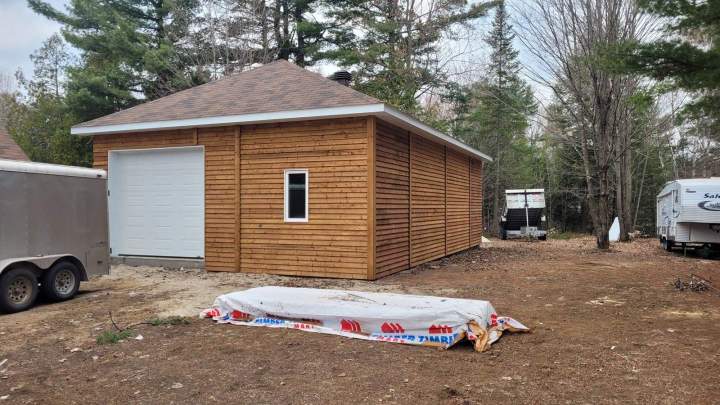 Construction de garage Sainte-Julienne